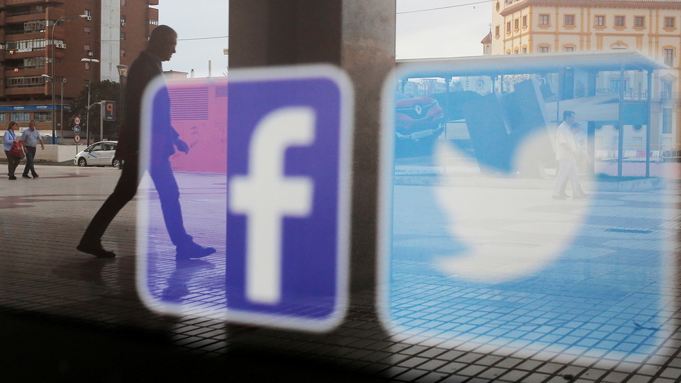 Рекомендательные алгоритмы Facebook и Twitter могут быть деактивированы в соответствии с новыми планами российских законодателей